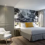Hotel Charles V 4*
