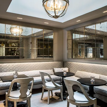 Hotel Charles V 4*