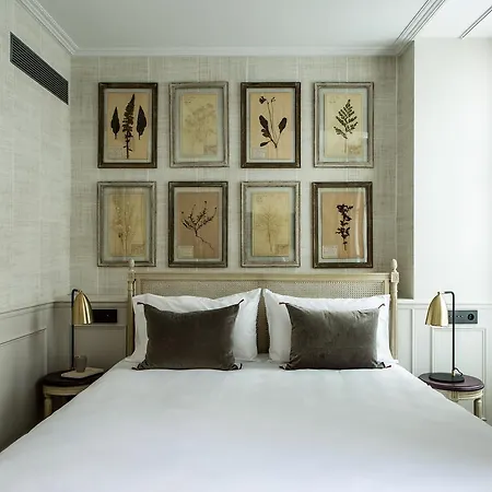 Charles V Hotel 4*
