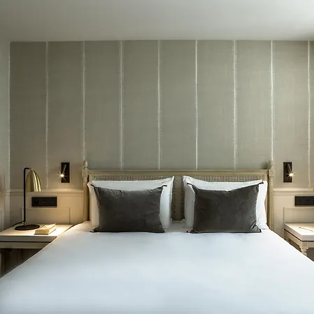 Charles V Hotel 4*