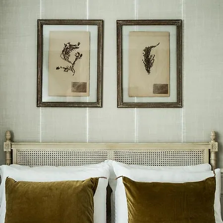 Charles V Hotel 4*