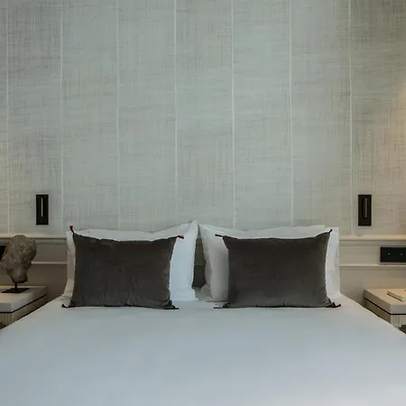Hotel Charles V 4*