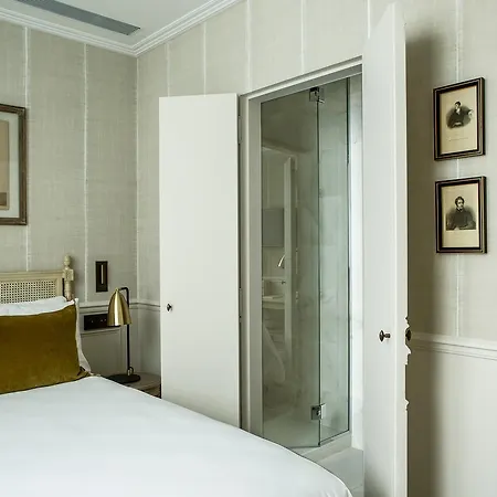 Hotel Charles V