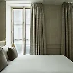 Hotel Charles V Paris