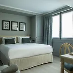 Hotel Charles V Paris
